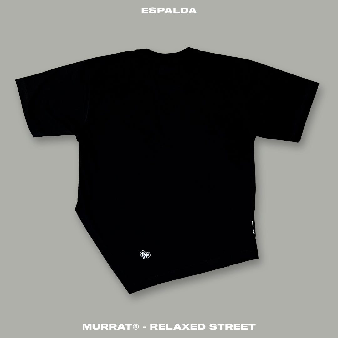 Oversize Negra Básica "MURRAT"